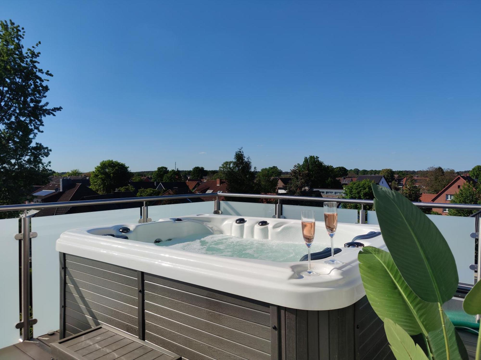 Penthouse Mit Whirlpool Im Herzen Von Niedersachsen Burgwedel  Exterior foto